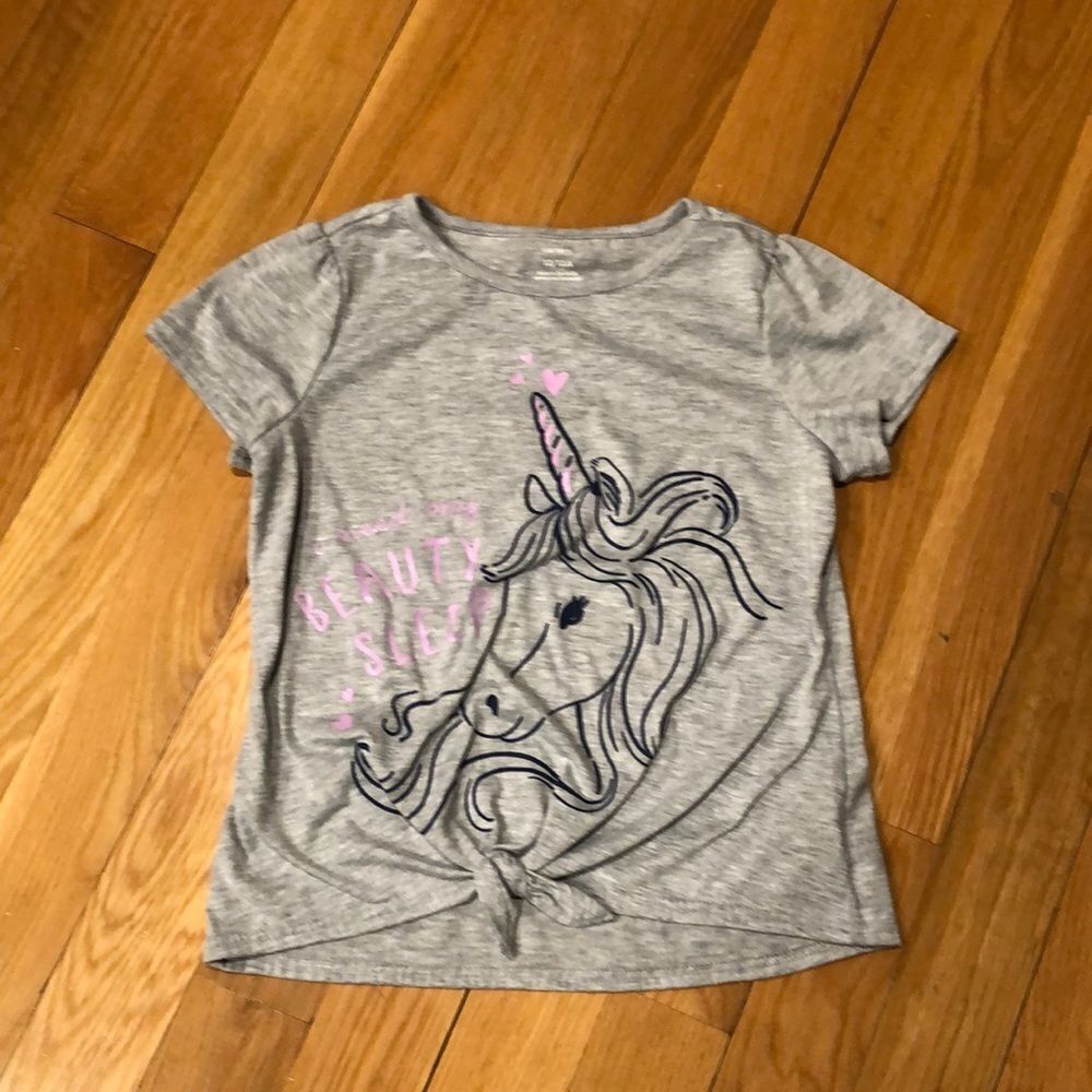 𝅺CARTERS  girls unicorn short sleeves top size 12.